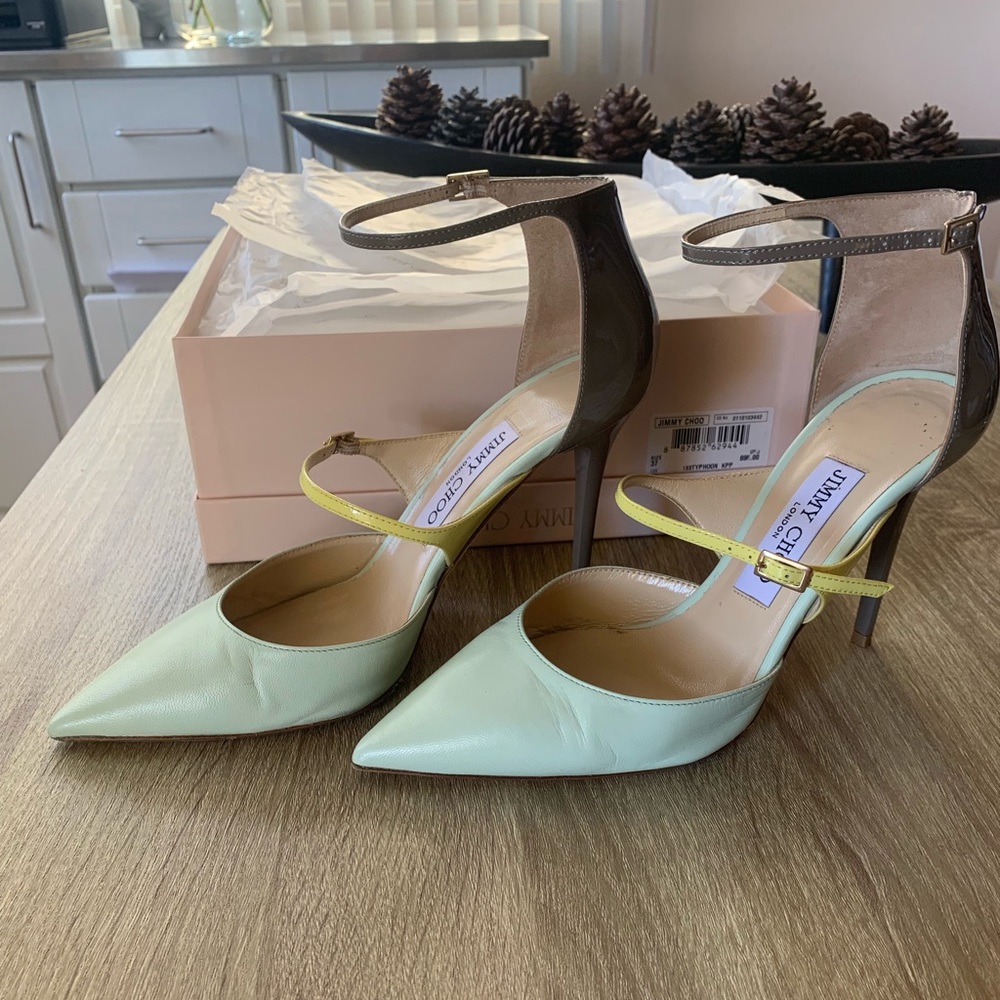AUTHENTIC Jimmy Choo Gorgeous Pump - Like New!!